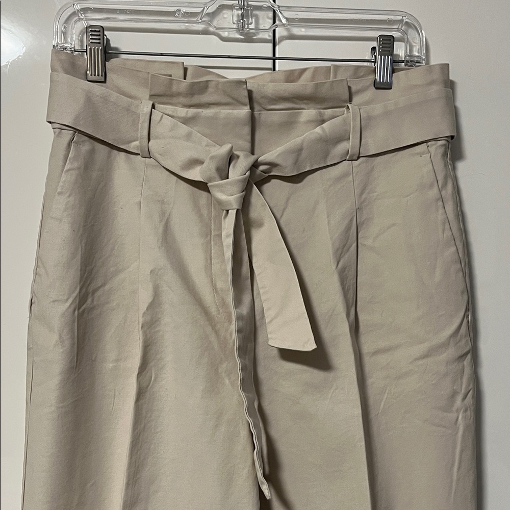 Ann Taylor NWOT Beige Straight Leg Pants with Tie Belt High Waist, Size 6 - Picture 3 of 9